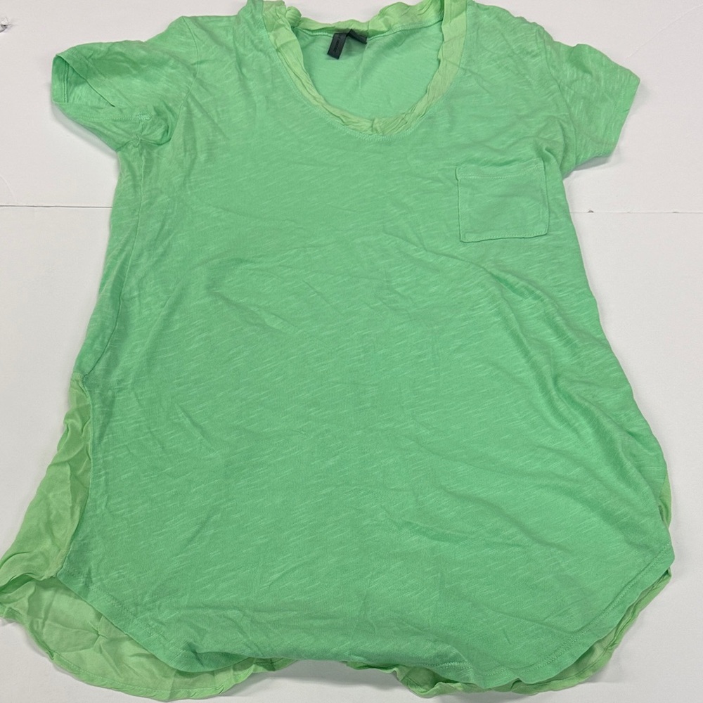 Vibrant Green Women's Short Sleeve Tee